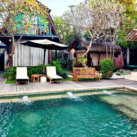 Panda Lumbung Bed & Breakfast ซานูร์ ภายนอก รูปภาพ