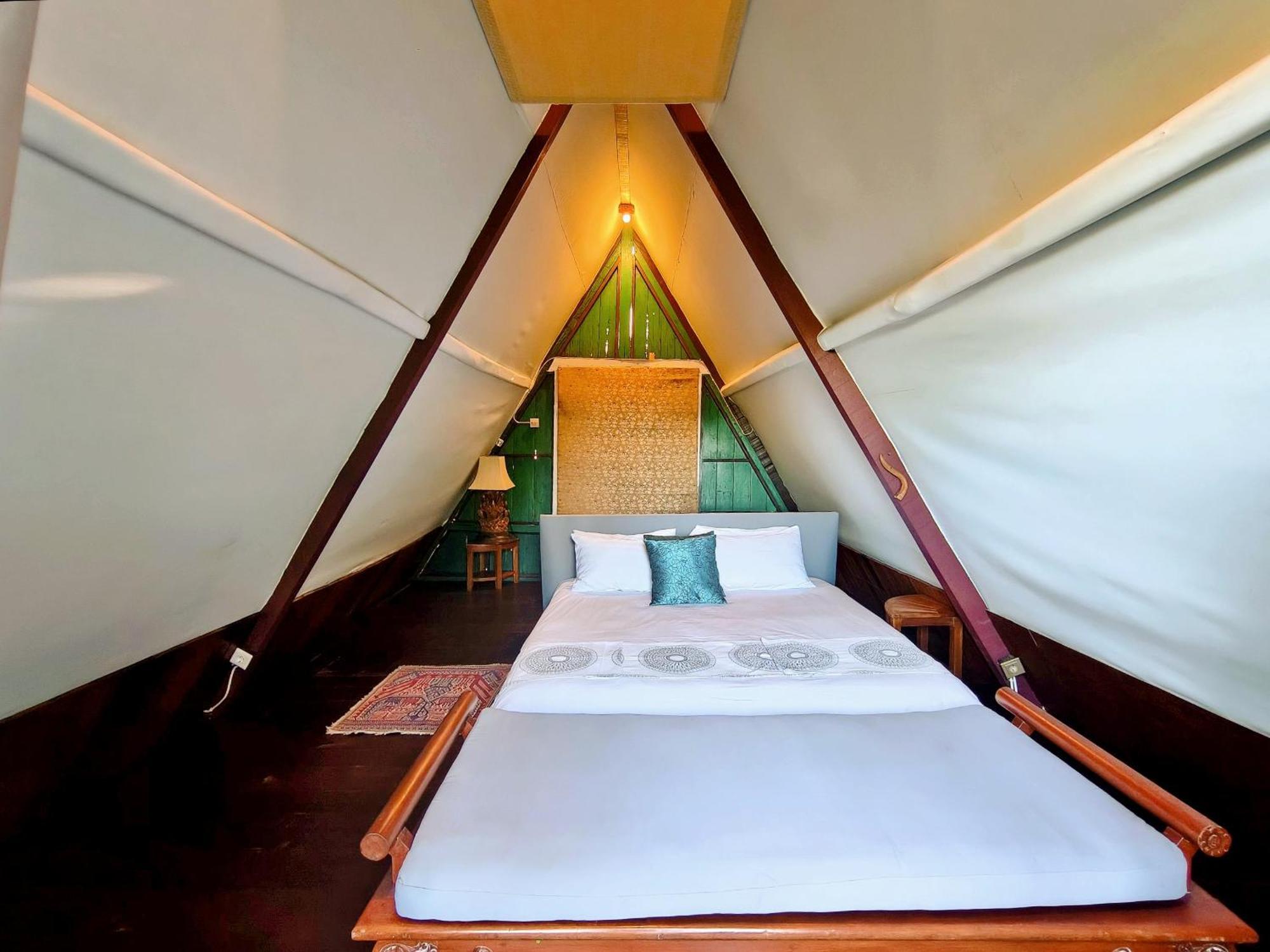 Panda Lumbung Bed & Breakfast ซานูร์ ภายนอก รูปภาพ