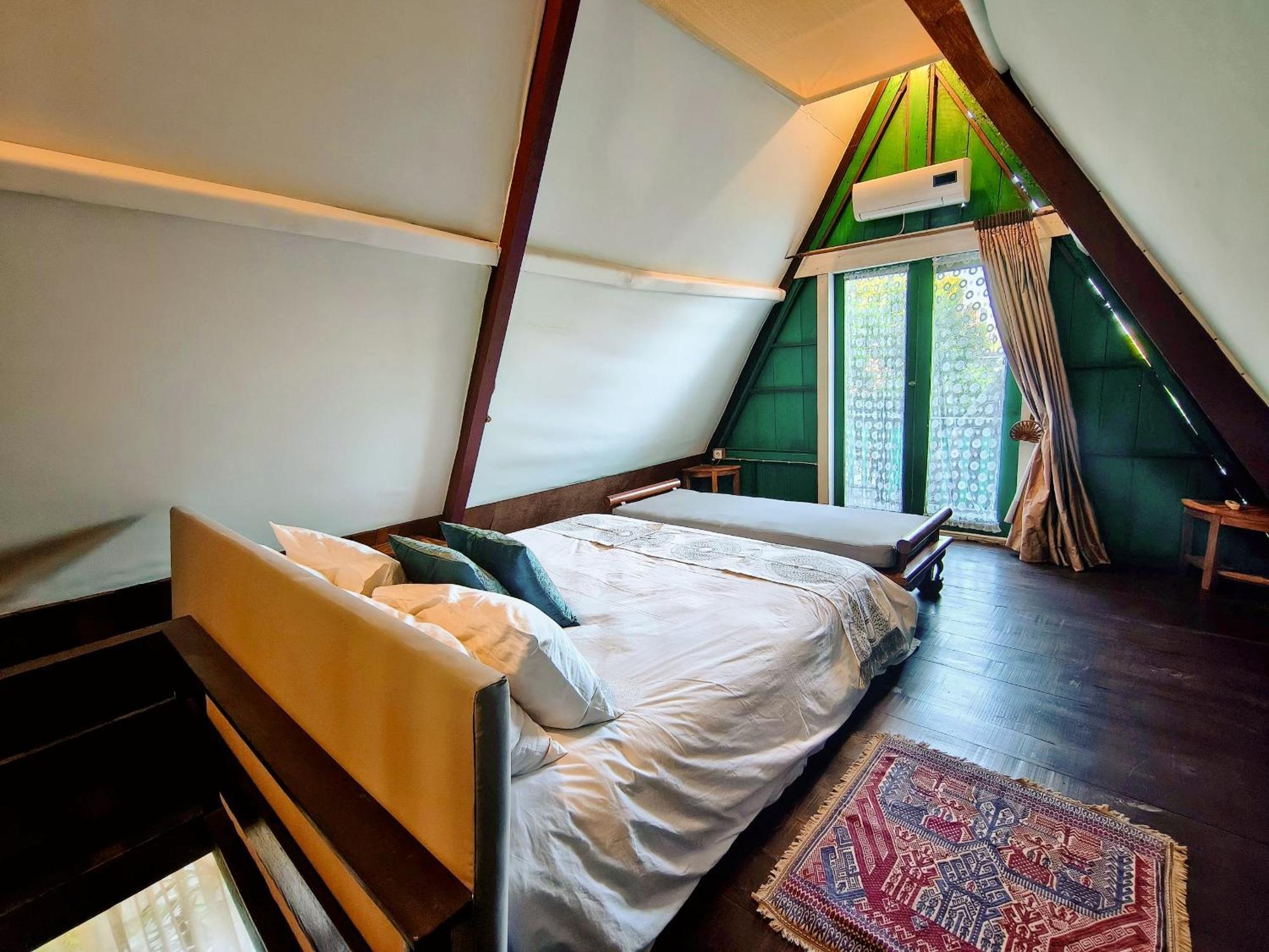 Panda Lumbung Bed & Breakfast ซานูร์ ภายนอก รูปภาพ