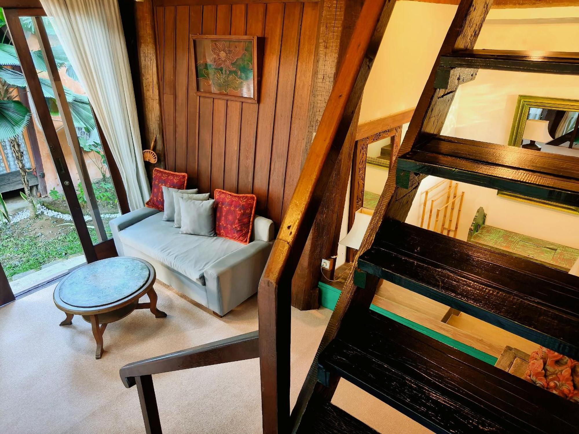 Panda Lumbung Bed & Breakfast ซานูร์ ภายนอก รูปภาพ