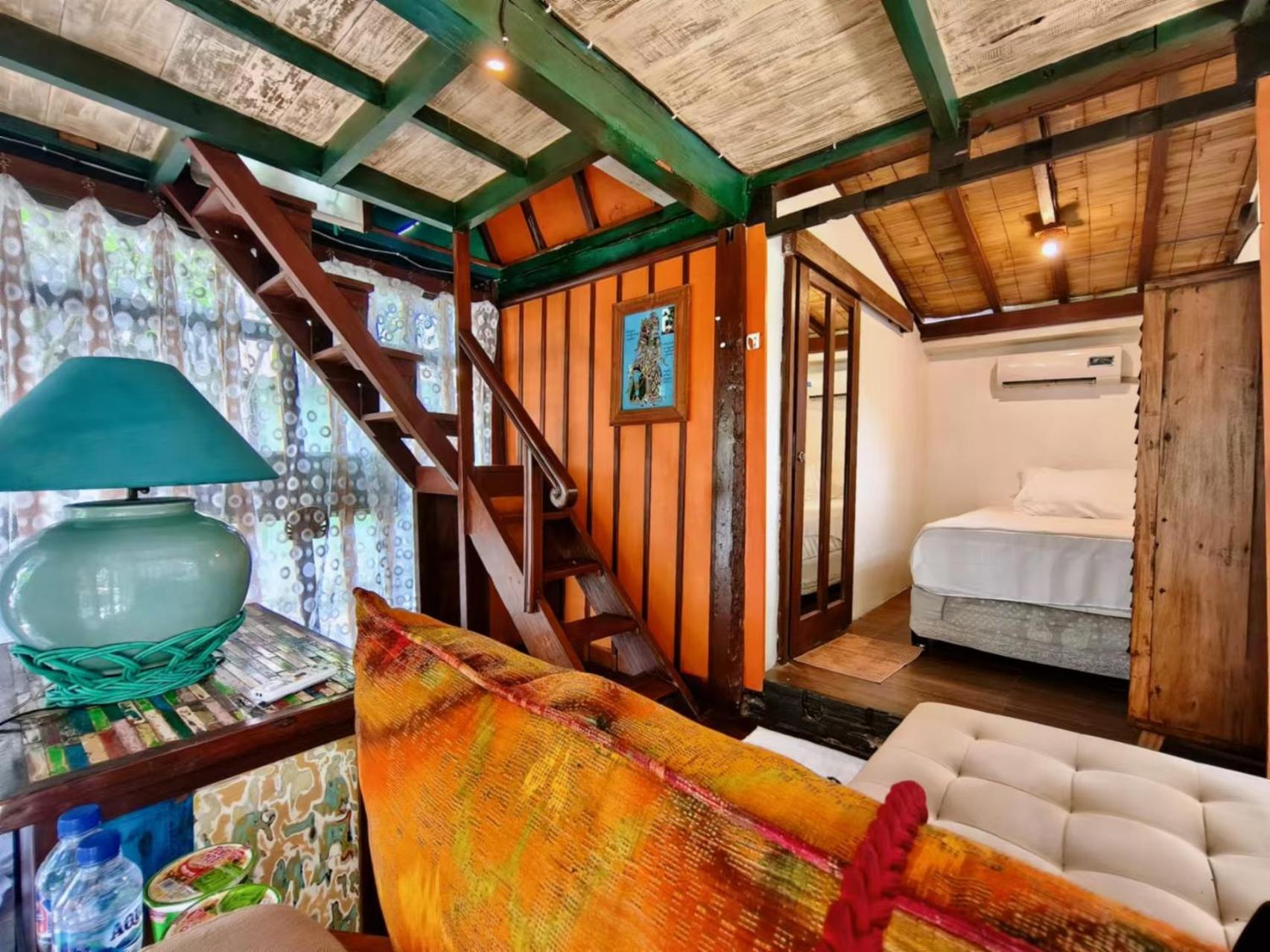 Panda Lumbung Bed & Breakfast ซานูร์ ภายนอก รูปภาพ