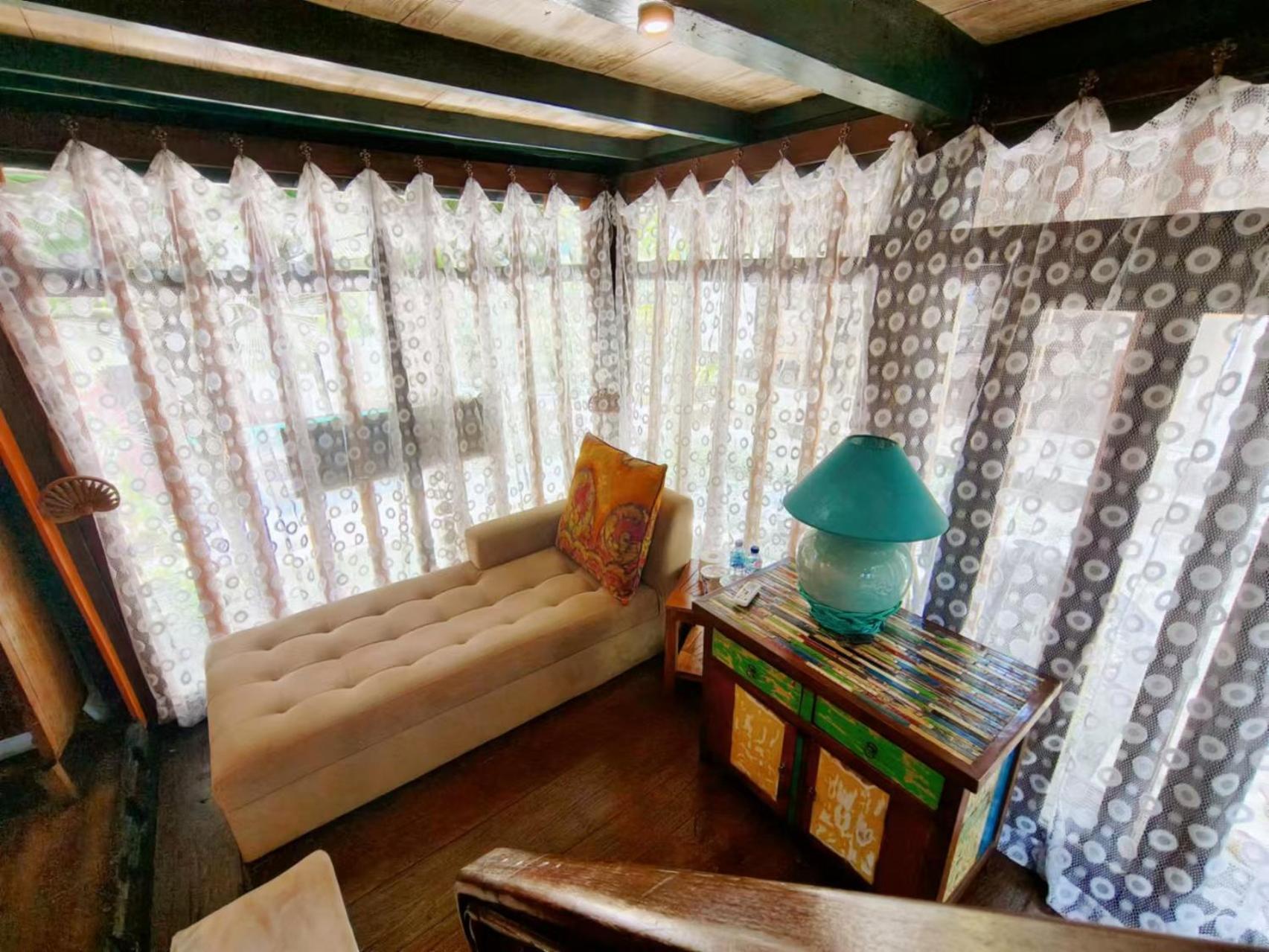 Panda Lumbung Bed & Breakfast ซานูร์ ภายนอก รูปภาพ
